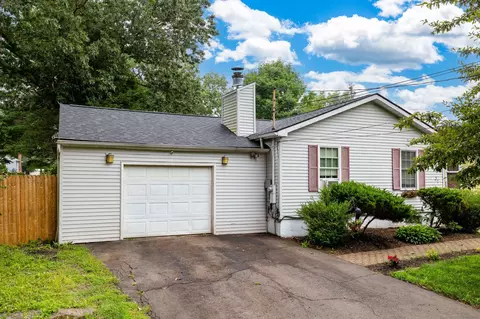31 Hilltop Rd, Meriden, CT 06451