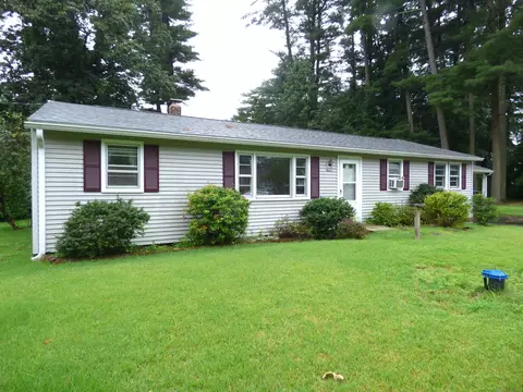 11 Pine Dr, Farmington, CT 06085