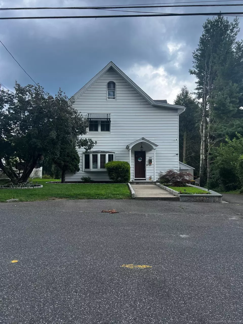  240 Prospect St, Ansonia, CT 06401 photo 1