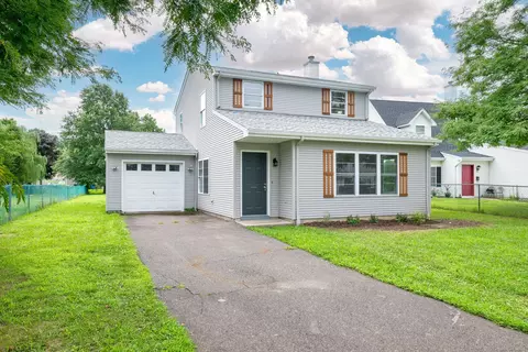 85 Sequin St, Hartford, CT 06106