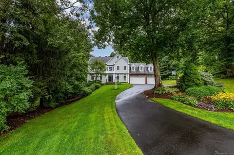 76 Steep Hollow Dr, Glastonbury, CT 06033