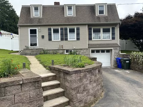 304 Lestertown Rd, Groton, CT 06340