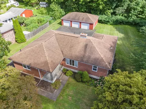 443 N Elm St, Wallingford, CT 06492