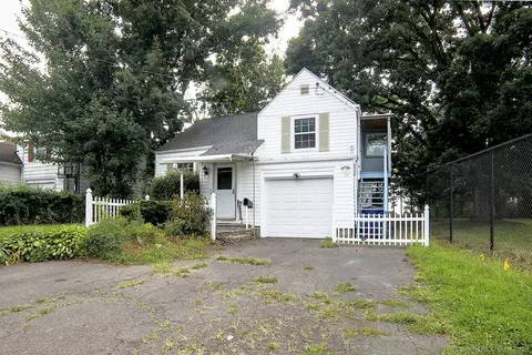 1 Fairview Ave, Norwalk, CT 06850