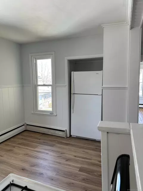 525 Allen St, New Britain, CT 06053