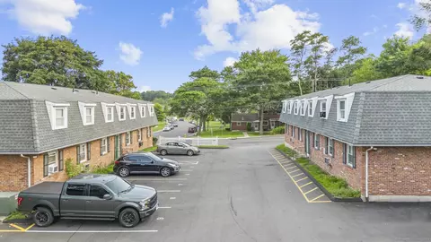 370 Colonial Ave, Waterbury, CT 06704