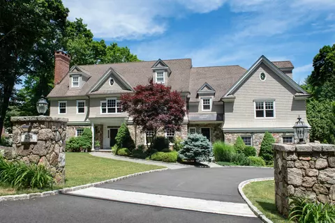 254 Hurlbutt St, Wilton, CT 06897