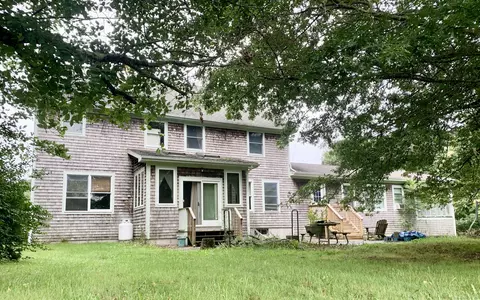 151 Bloomingdale Rd, Waterford, CT 06375