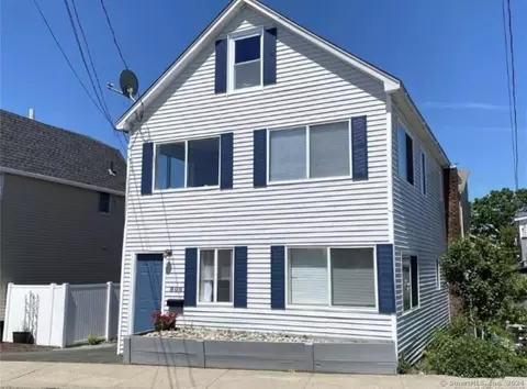 806 E Broadway, Milford, CT 06460