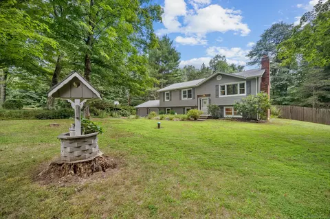 426 Community House Rd, Southbury, CT 06488