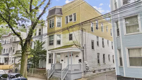 74 Read St, New Haven, CT 06511