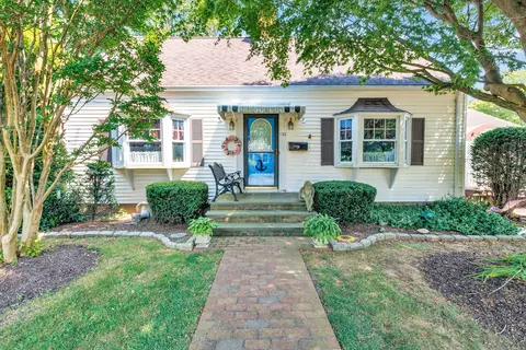 150 York St, Stratford, CT 06615