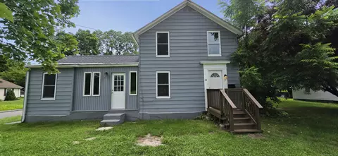 11 Black Bridge Rd, New Hartford, CT 06057