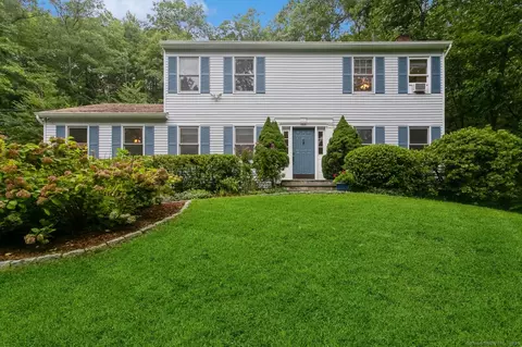 35 Swamp Rd, Newtown, CT 06470