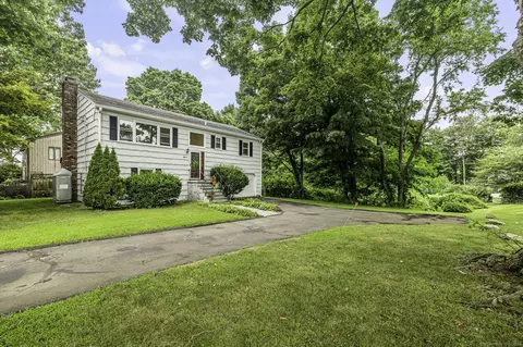 56 Benedict St, Norwalk, CT 06850