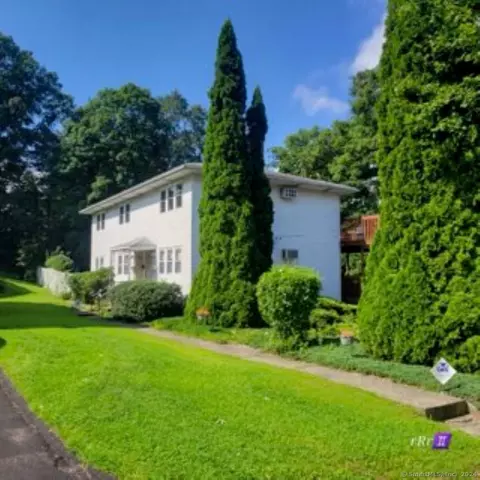 24 Cedar Ave, Waterbury, CT 06705