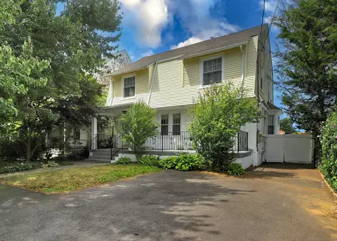 420 Beechwood Ave, Bridgeport, CT 06604