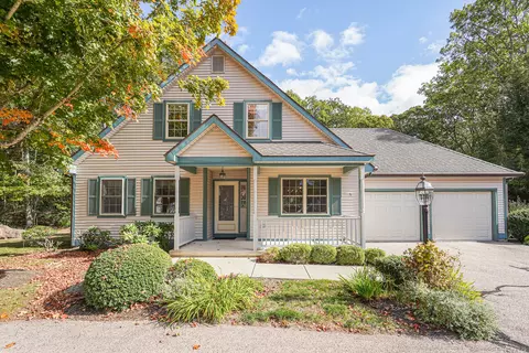 5 Carlisle Ln #5, Niantic, CT 06357