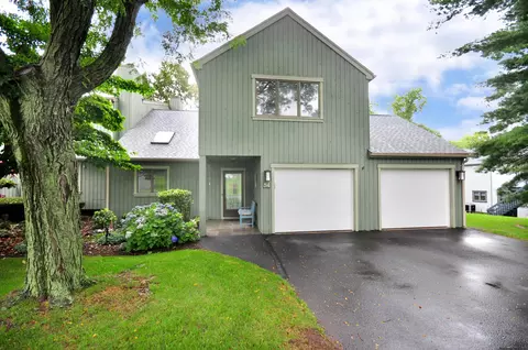 1469 Farmington Ave #54, Bristol, CT 06010