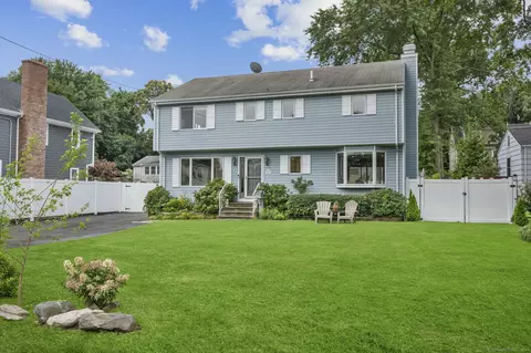 103 Houston Ter, Stamford, CT 06902