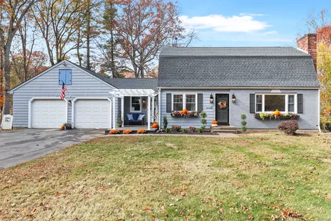9 Lens Ave, Killingly, CT 06241