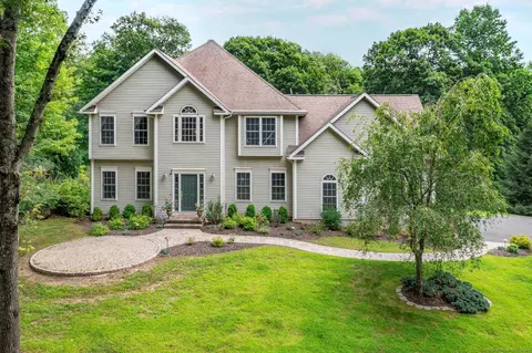 30 Old Bridge Rd, Brookfield, CT 06804
