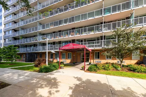 100 York St #8H, New Haven, CT 06511
