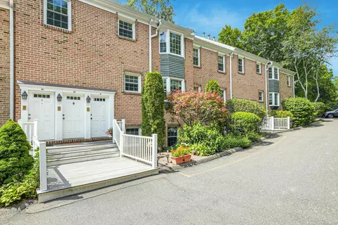 3 Valley View Rd #41, Norwalk, CT 06851