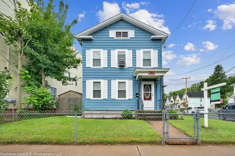 130 Henry St, New Haven, CT 06511