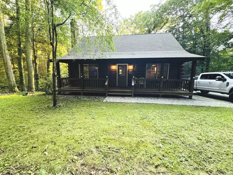 59 Oak Dr, Woodstock, CT 06282