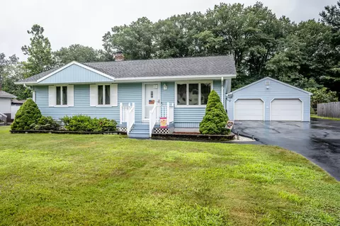 69 Glenwood Ter, Middletown, CT 06457