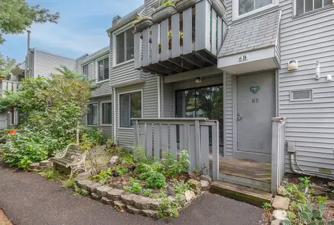 6 Birch Ln #B, East Haven, CT 06513