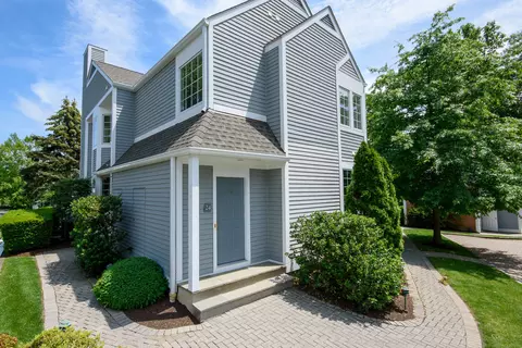 24 Hale Ln #24, Darien, CT 06820