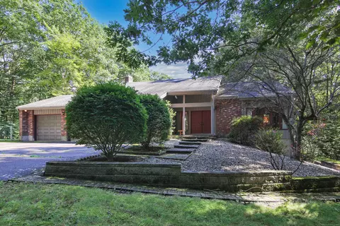 1256 Tolland Stage Rd, Tolland, CT 06084