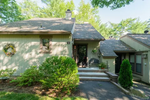 3 Balsam Ct #3, Avon, CT 06001