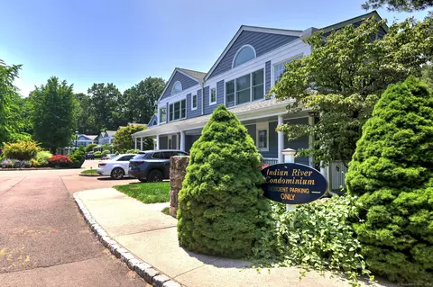 230 Saugatuck Ave #8, Westport, CT 06880