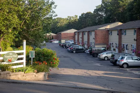 55 Porter Ave #3A, Naugatuck, CT 06770