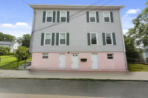 19 Hawkins St, Derby, CT 06418