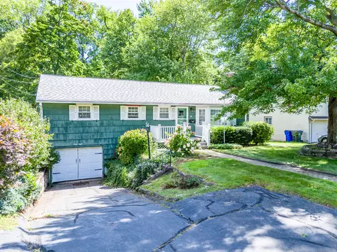 68 Wolcott Rd, West Hartford, CT 06110