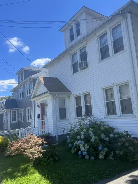 105 Staples St, Bridgeport, CT 06604