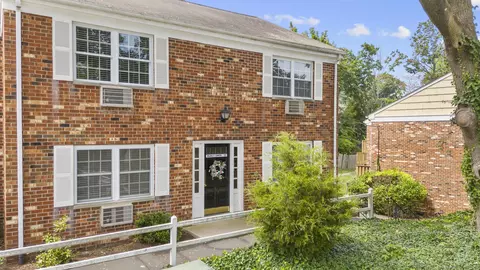 287 Hamilton Ave #3I, Stamford, CT 06902