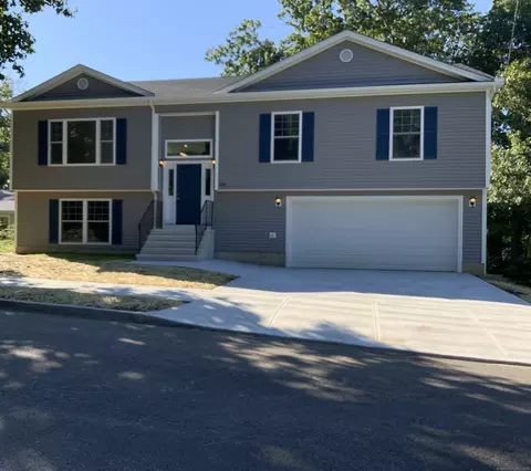 256 Homeside Ave, West Haven, CT 06516