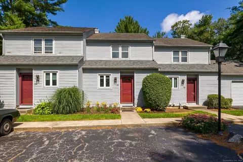 33 Woodstock Mdws #33, Woodstock, CT 06281