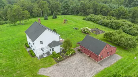 60 Burgess Rd, Morris, CT 06763