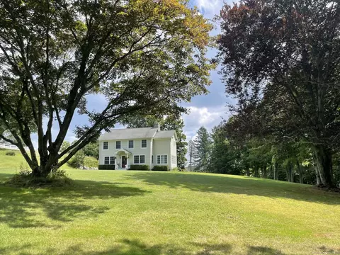 233 Old Sherman Hill Rd, Woodbury, CT 06798