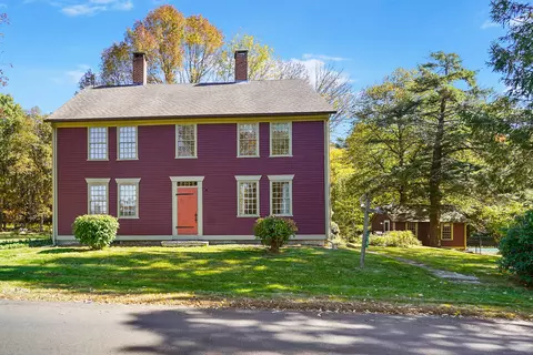 50 Perrin Rd, Woodstock, CT 06281
