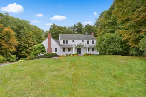 42 Breeds Hill Pl, Wilton, CT 06897