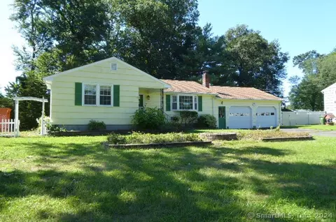 60 Lacava Rd, Bristol, CT 06010