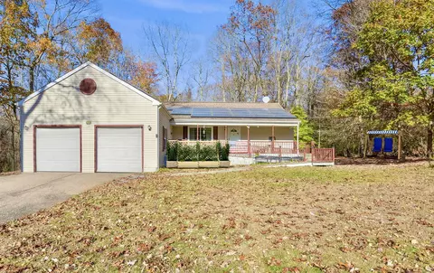 70 High Meadow Dr, Plainfield, CT 06374