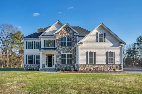 90 Crosby Rd, Glastonbury, CT 06033